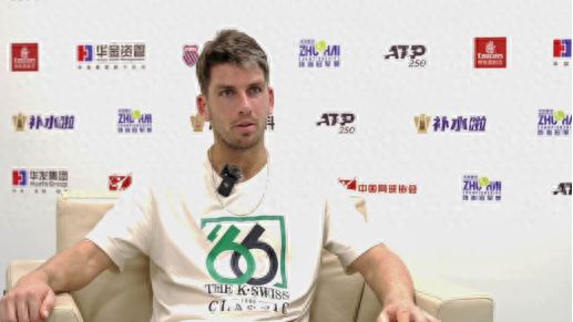 是人才济济 是人才济济