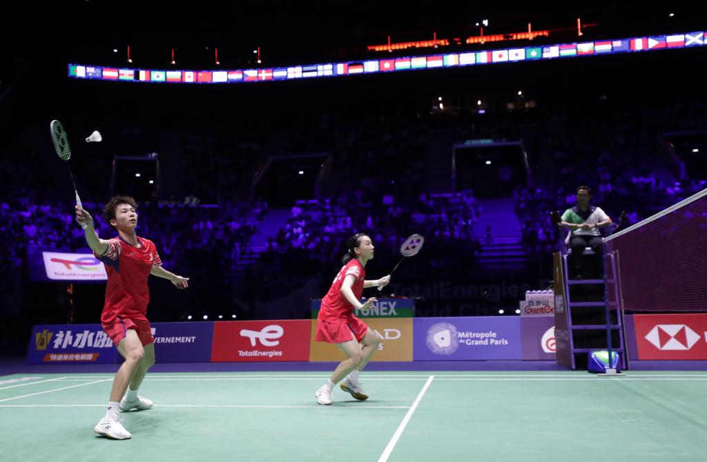 NBA常规赛：雄鹿连丢绝平三分惜败火箭 申格双核48+19阿门被驱逐.