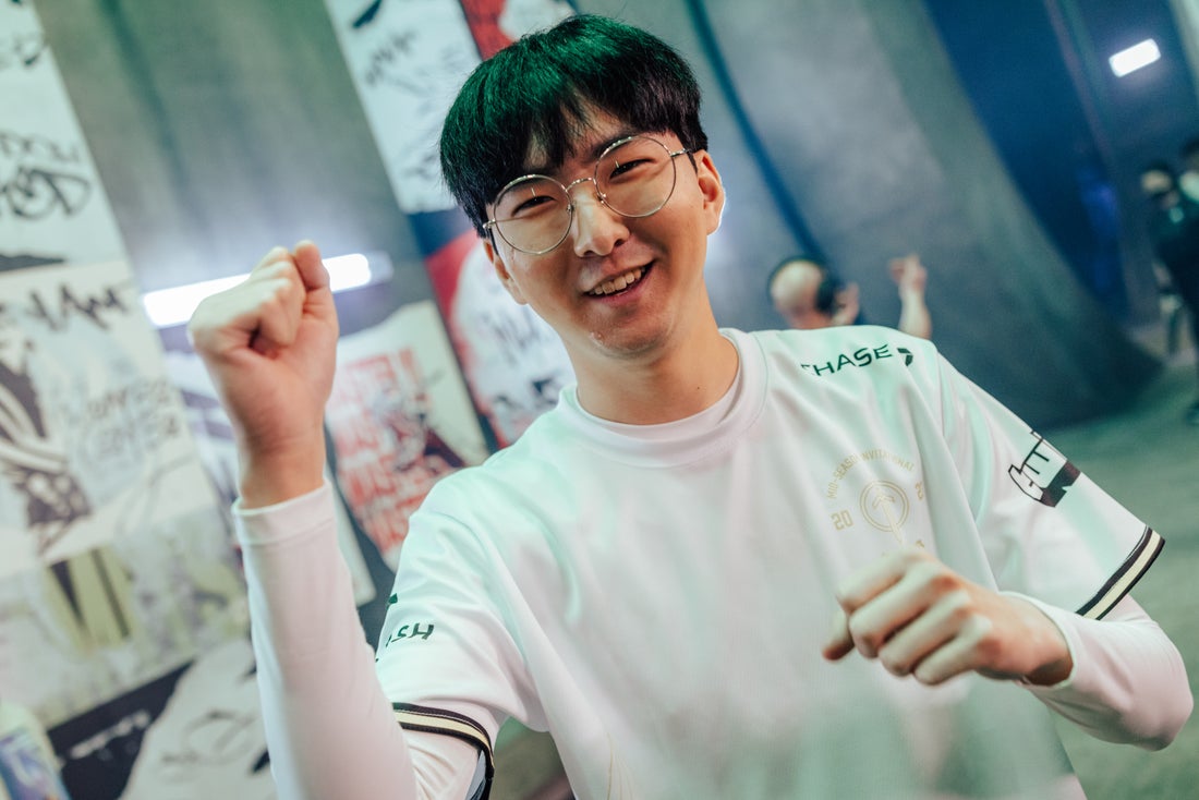 应回到三件 应回到三件