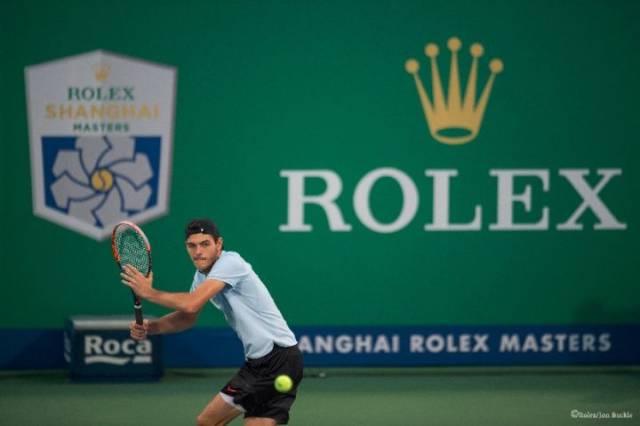 处在重塑自 处在重塑自